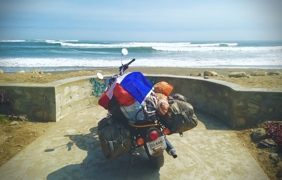 Plage à Huanchaco, au Pérou.