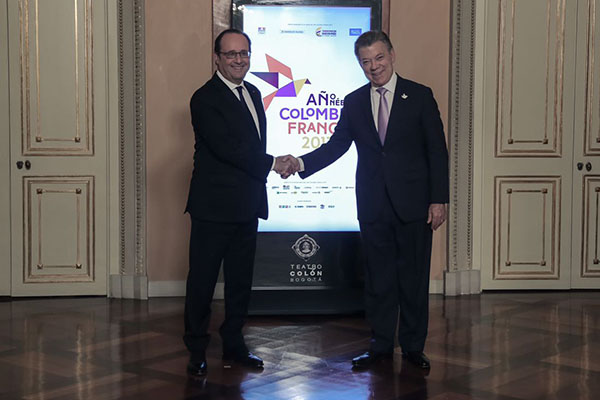 Les présidents François Hollande et Juan Manuel Santos à Bogotá. 23 janvier 2017.