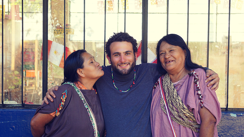 Tanguy avec Rosa et Estela.