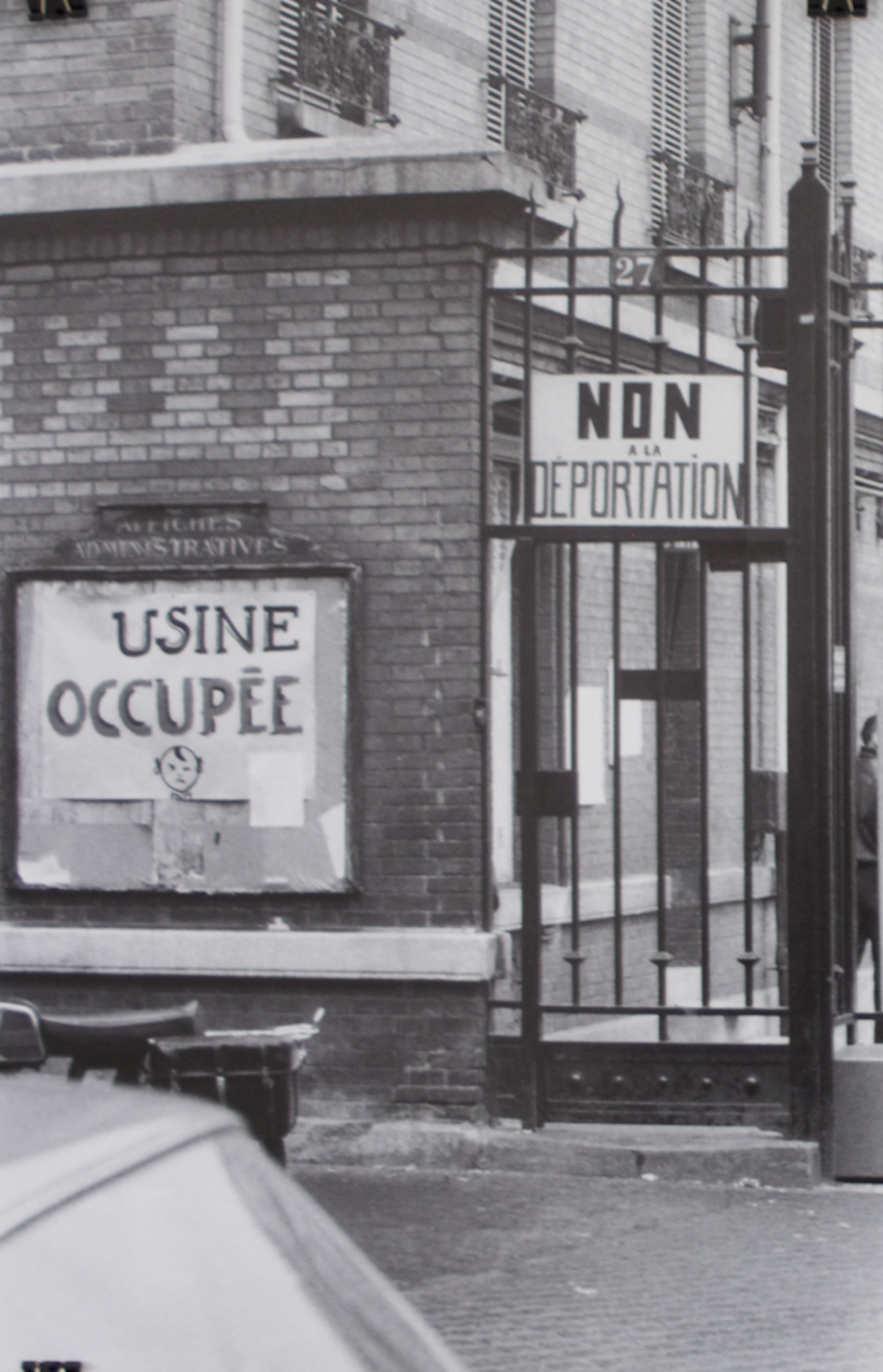 Imprimerie nationale, rue de la Convention. Le personnel s’est mis en grève à la suite de la menace du transfert de l’Imprimerie en province. © Philippe Gras